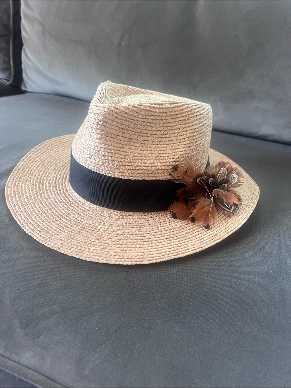 Ladies hand-constructed straw hat